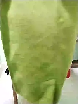 Snapshot of Luxcute286 chatting on February 2025 10:36:01 PM Luxcute286 online show from February 2025 10:36:01 PM