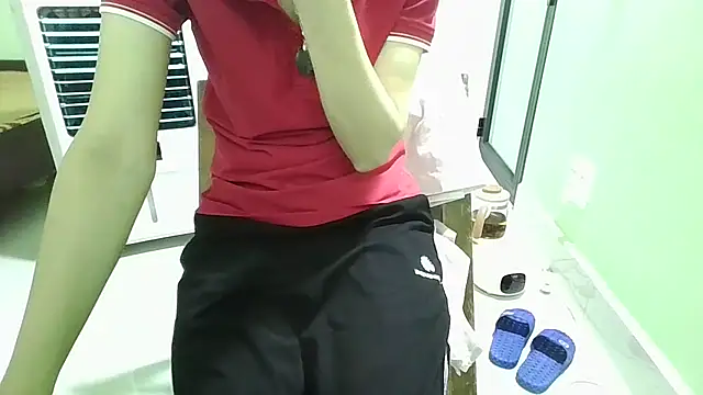 Snapshot of Luxcute286 chatting on September 2025 10:46:02 PM Luxcute286 online show from September 2025 10:46:02 PM