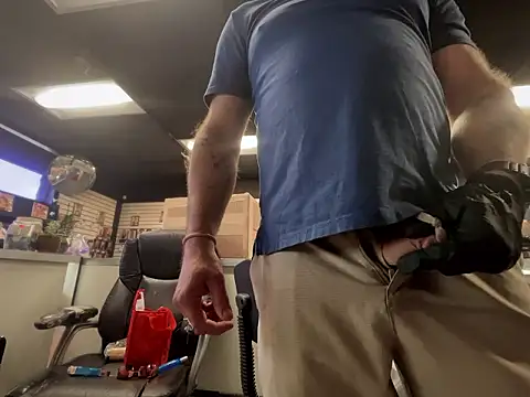 RawRyder8 online show from April 2026 07:00:02 PM