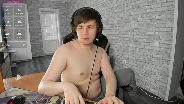 iliaskrislove online show from February 2025 04:47:01 AM