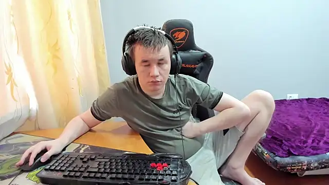 iliaskrislove online show from December 2025 06:20:02 AM