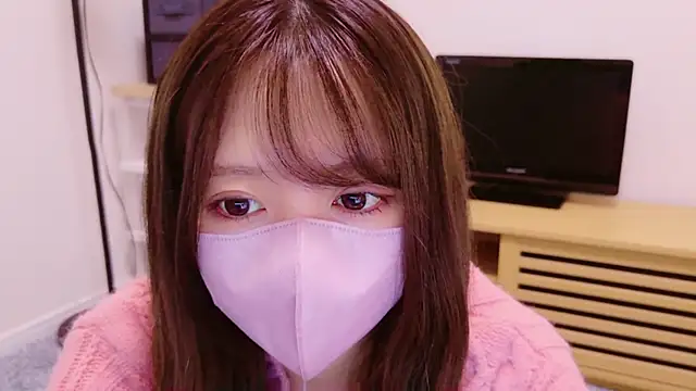 Snapshot of yuki-chi chatting on December 2024 02:09:01 PM yuki-chi online show from December 2024 02:09:01 PM