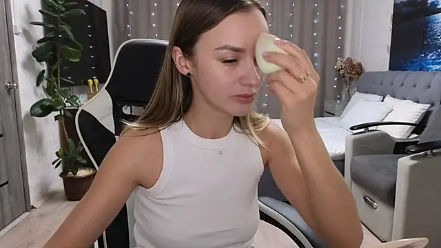 Strip-Lady online show from February 2026 01:40:02 PM