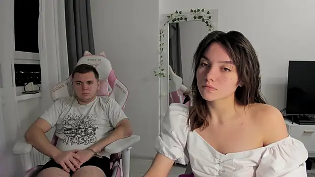 MashkaRay online show from November 2025 06:13:01 PM