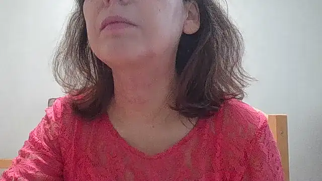 HollyJewel online show from December 2025 09:14:02 AM