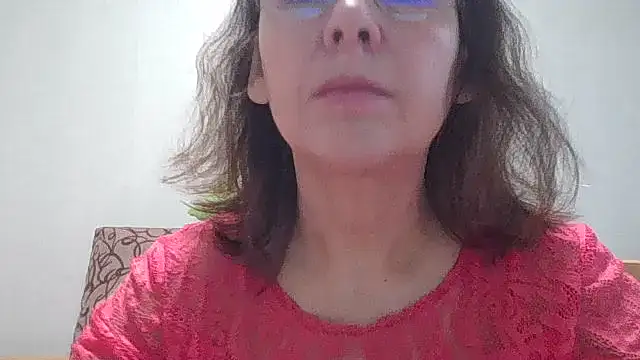 HollyJewel online show from December 2025 09:40:01 AM