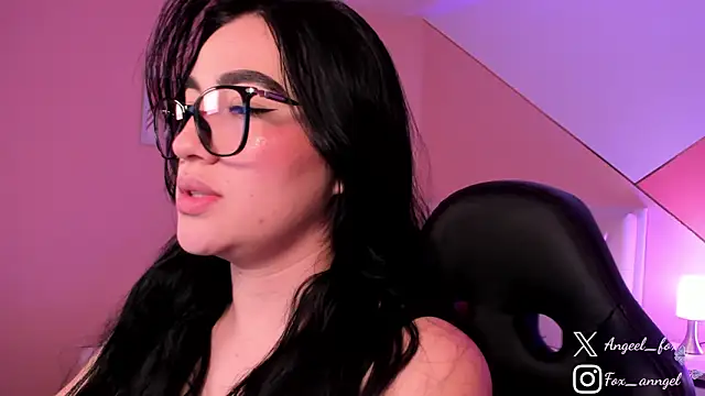 angeel fox online show from February 2026 06:17:01 AM