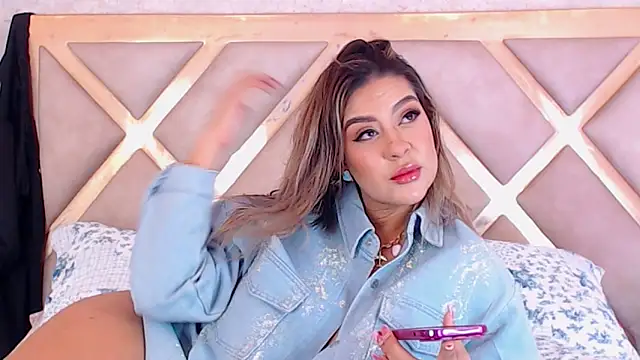 Snapshot of JoannaStanford chatting on February 2026 09:55:01 PM JoannaStanford online show from February 2026 09:55:01 PM