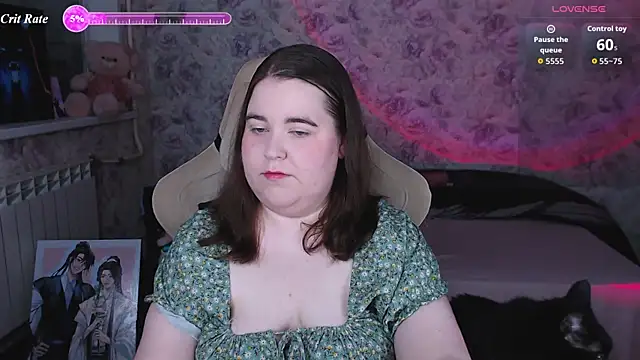 Estelle Hicks online show from July 2026 07:16:01 PM