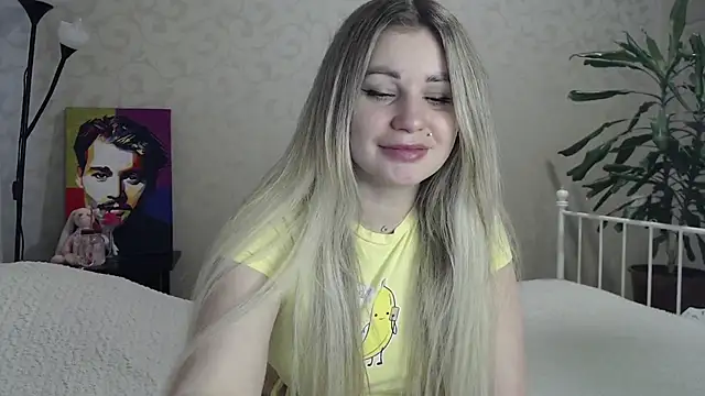 ShyEvaa online show from April 2026 11:21:02 AM