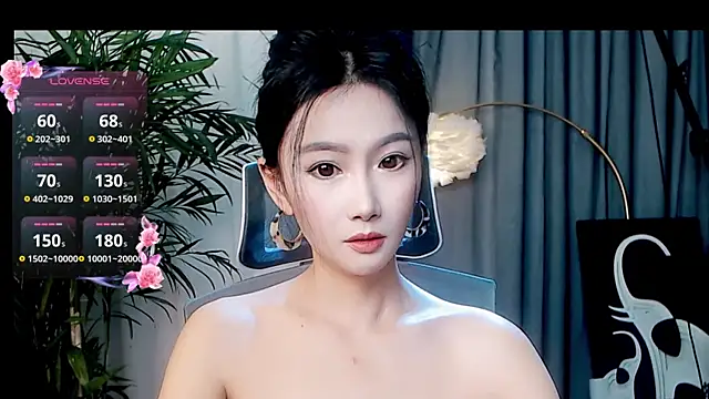 FeiFei-babe online show from October 2025 01:44:01 PM