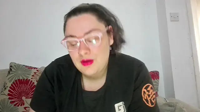 Bustycurves online show from October 2025 10:49:02 AM