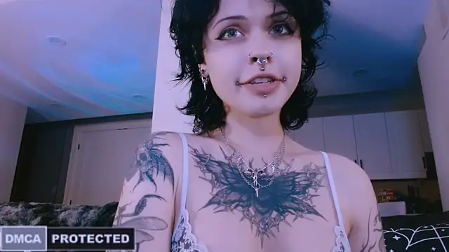 NaughtyLittleFox online show from April 2026 03:26:02 AM