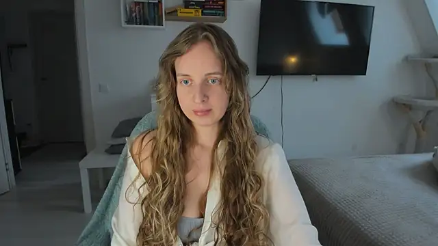 violet blue eyes online show from November 2025 12:05:02 PM