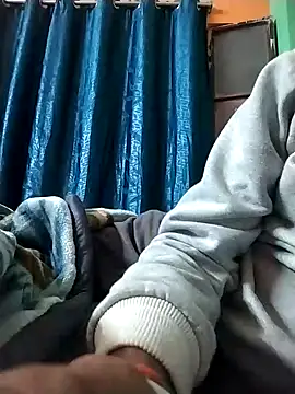 Snapshot of ALWAYSHORNYDADDY chatting on January 2025 05:26:01 PM ALWAYSHORNYDADDY online show from January 2025 05:26:01 PM