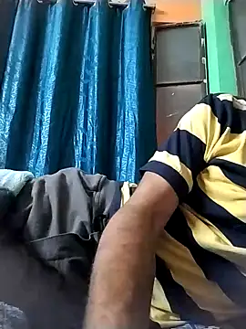 Snapshot of ALWAYSHORNYDADDY chatting on January 2025 08:32:01 PM ALWAYSHORNYDADDY online show from January 2025 08:32:01 PM