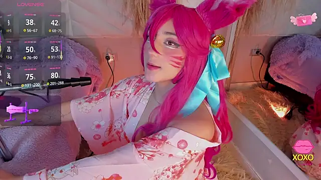 Snapshot of miia__baker chatting on November 2025 12:26:01 PM miia baker online show from November 2025 12:26:01 PM