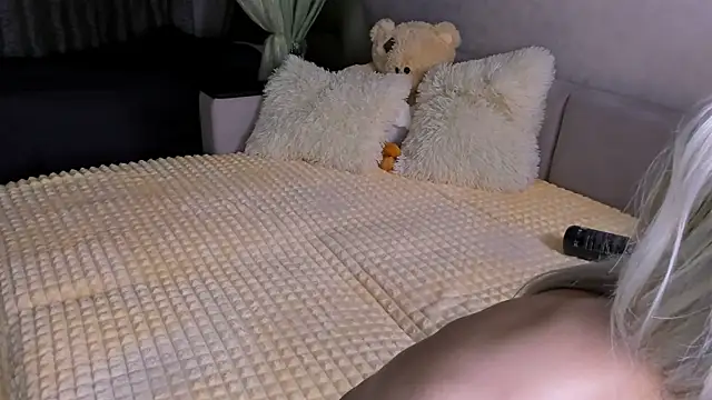 Sweeet Barbie online show from November 2025 03:33:02 PM