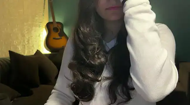 demieliss online show from December 2024 05:04:02 PM