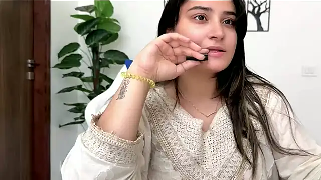 demieliss online show from April 2026 06:49:01 AM