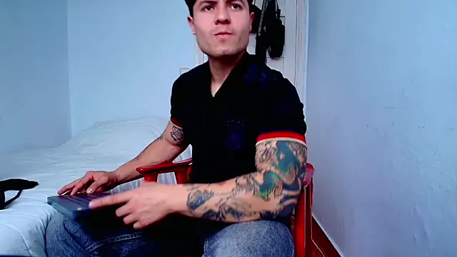 Snapshot of juandking chatting on November 2025 11:31:02 AM juandking online show from November 2025 11:31:02 AM