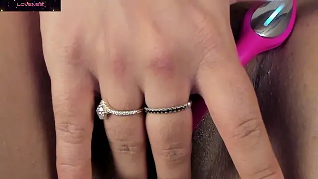 Biancastrongg online show from March 2026 02:17:02 AM