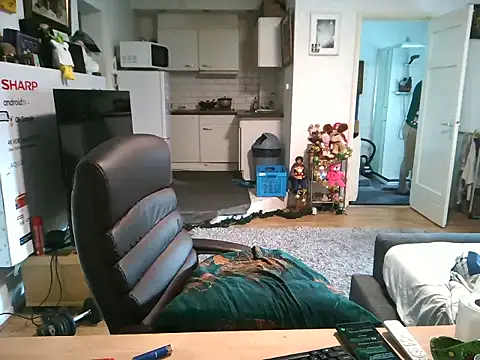 mihaimichael online show from January 2026 01:48:02 PM