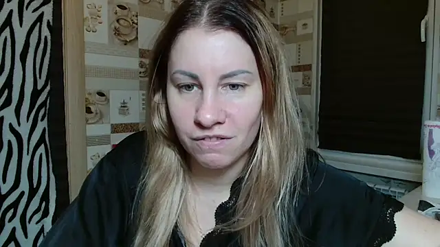 TherestlessKitty online show from April 2026 10:15:02 PM