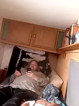 Snapshot of tjmacksjr chatting on January 2025 04:41:01 AM tjmacksjr online show from January 2025 04:41:01 AM