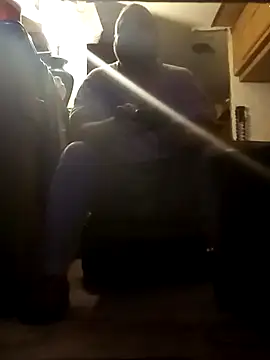 Snapshot of tjmacksjr chatting on December 2025 11:33:02 PM tjmacksjr online show from December 2025 11:33:02 PM