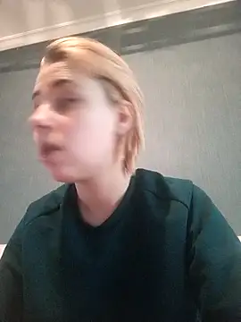 Snapshot of Gussie_Bridie chatting on December 2024 01:12:02 PM Gussie Bridie online show from December 2024 01:12:02 PM
