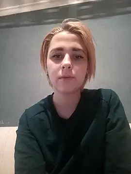 Snapshot of Gussie_Bridie chatting on December 2024 04:17:01 PM Gussie Bridie online show from December 2024 04:17:01 PM
