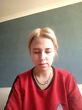 Snapshot of Gussie_Bridie chatting on January 2025 09:15:01 AM Gussie Bridie online show from January 2025 09:15:01 AM