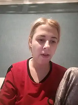 Snapshot of Gussie_Bridie chatting on January 2025 03:13:01 PM Gussie Bridie online show from January 2025 03:13:01 PM