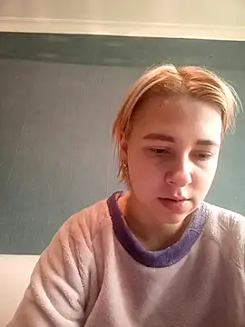 Snapshot of Gussie_Bridie chatting on January 2025 09:40:02 AM Gussie Bridie online show from January 2025 09:40:02 AM