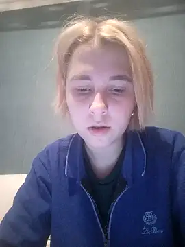 Snapshot of Gussie_Bridie chatting on January 2025 02:49:01 PM Gussie Bridie online show from January 2025 02:49:01 PM