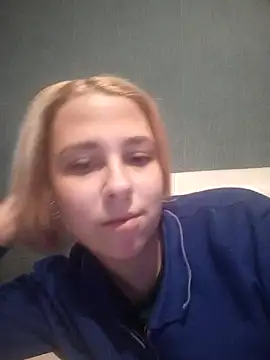 Snapshot of Gussie_Bridie chatting on January 2025 02:36:01 PM Gussie Bridie online show from January 2025 02:36:01 PM