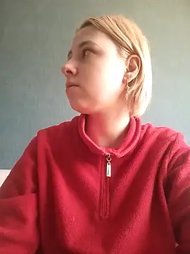 Snapshot of Gussie_Bridie chatting on January 2025 09:33:02 AM Gussie Bridie online show from January 2025 09:33:02 AM