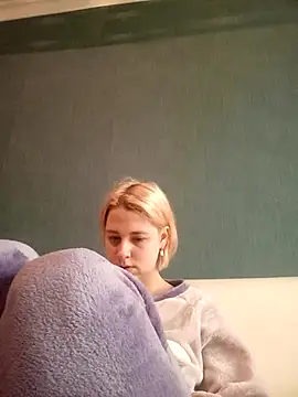 Snapshot of Gussie_Bridie chatting on February 2025 08:08:01 AM Gussie Bridie online show from February 2025 08:08:01 AM
