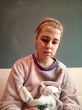 Snapshot of Gussie_Bridie chatting on February 2025 10:41:01 AM Gussie Bridie online show from February 2025 10:41:01 AM
