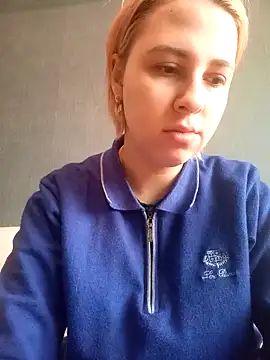 Snapshot of Gussie_Bridie chatting on February 2025 08:54:02 AM Gussie Bridie online show from February 2025 08:54:02 AM