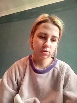 Snapshot of Gussie_Bridie chatting on February 2025 09:13:02 AM Gussie Bridie online show from February 2025 09:13:02 AM
