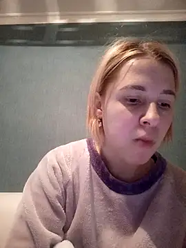 Snapshot of Gussie_Bridie chatting on February 2025 02:41:01 PM Gussie Bridie online show from February 2025 02:41:01 PM