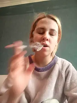 Snapshot of Gussie_Bridie chatting on February 2025 11:52:01 AM Gussie Bridie online show from February 2025 11:52:01 AM
