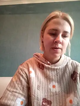 Snapshot of Gussie_Bridie chatting on March 2025 06:39:02 AM Gussie Bridie online show from March 2025 06:39:02 AM