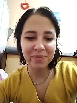 Snapshot of Gussie_Bridie chatting on September 2025 04:36:01 AM Gussie Bridie online show from September 2025 04:36:01 AM