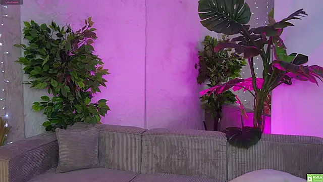 Snapshot of Britney054 chatting on January 2025 09:45:02 AM Britney054 online show from January 2025 09:45:02 AM