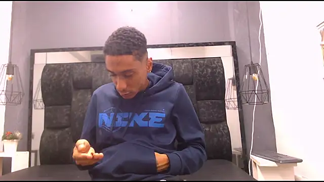 Jose Smoke online show from September 2025 03:08:01 AM