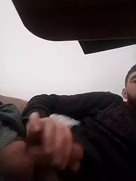 Snapshot of kevcore96 chatting on March 2025 02:00:01 PM kevcore96 online show from March 2025 02:00:01 PM