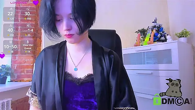 Snapshot of Alina_Mills chatting on December 2024 10:51:02 AM Alina Mills online show from December 2024 10:51:02 AM